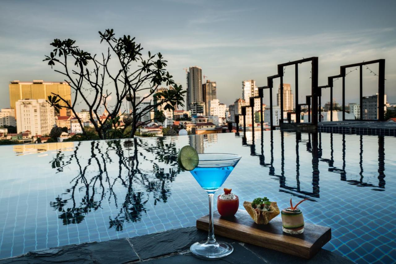 Patio Hotel & Urban Resort Phnom Penh Exterior foto