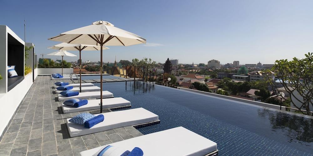 Patio Hotel & Urban Resort Phnom Penh Exterior foto